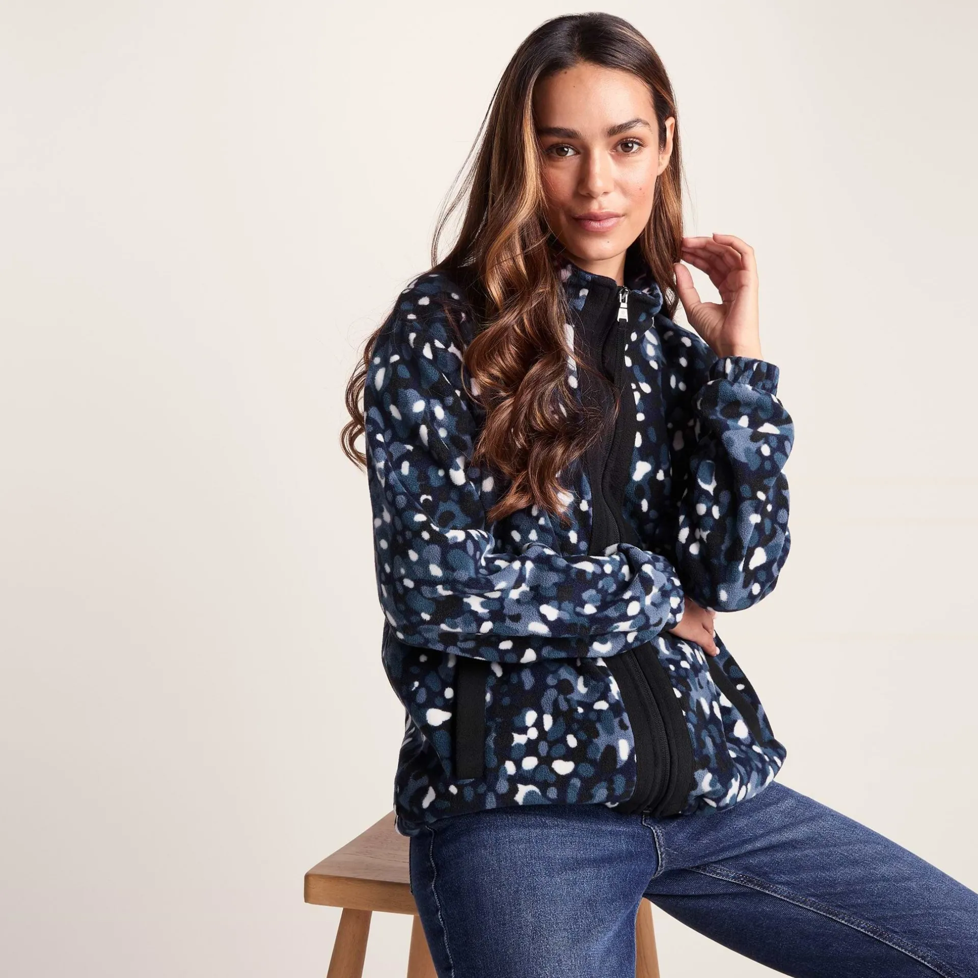 firan-womens-fleece-jacket-oxf-PokUPAqW-3.webp Sale TOG24 Firan Womens Fleece Jacket Oxford Blue Pebble Print