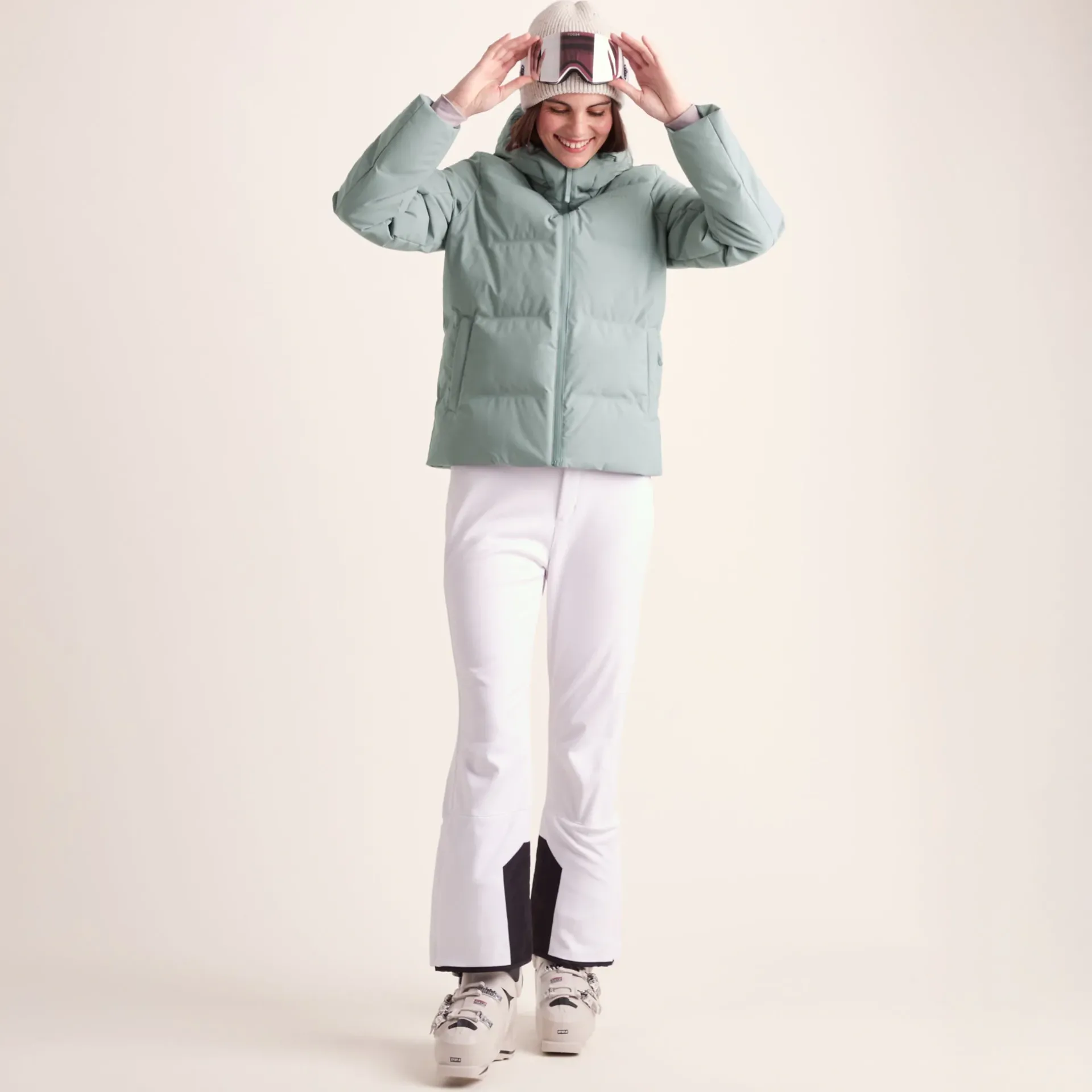 orelle-womens-ski-jacket-mist-klTnilVm-1.webp Discount TOG24 Orelle Womens Ski Jacket Mist Grey