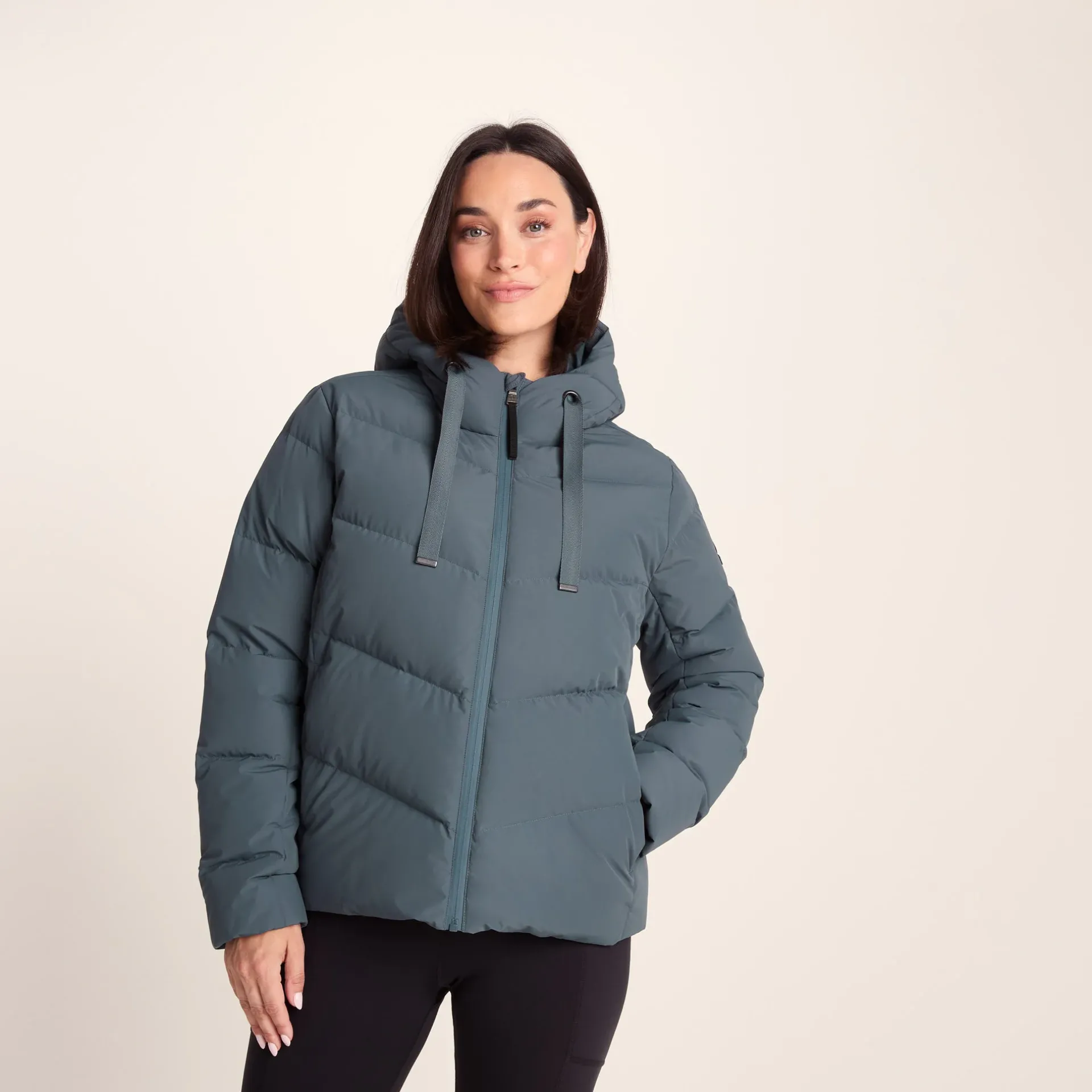raleigh-luxe-short-womens-down-PLVAJMKO-0.webp Clearance TOG24 Raleigh Luxe Short Womens Down Jacket Graphite