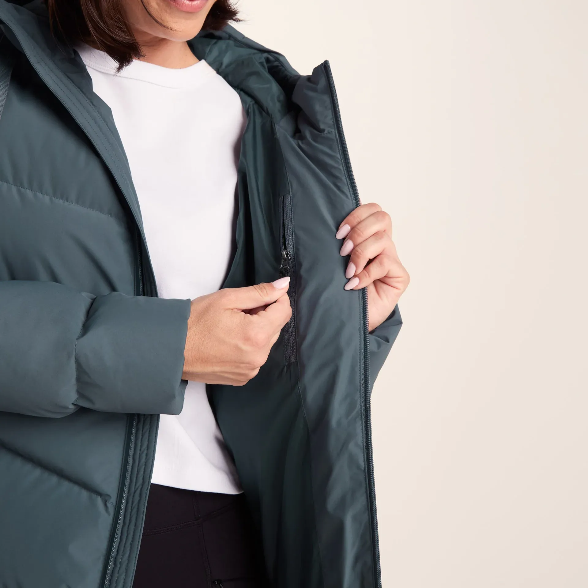 raleigh-luxe-short-womens-down-PLVAJMKO-4.webp Clearance TOG24 Raleigh Luxe Short Womens Down Jacket Graphite