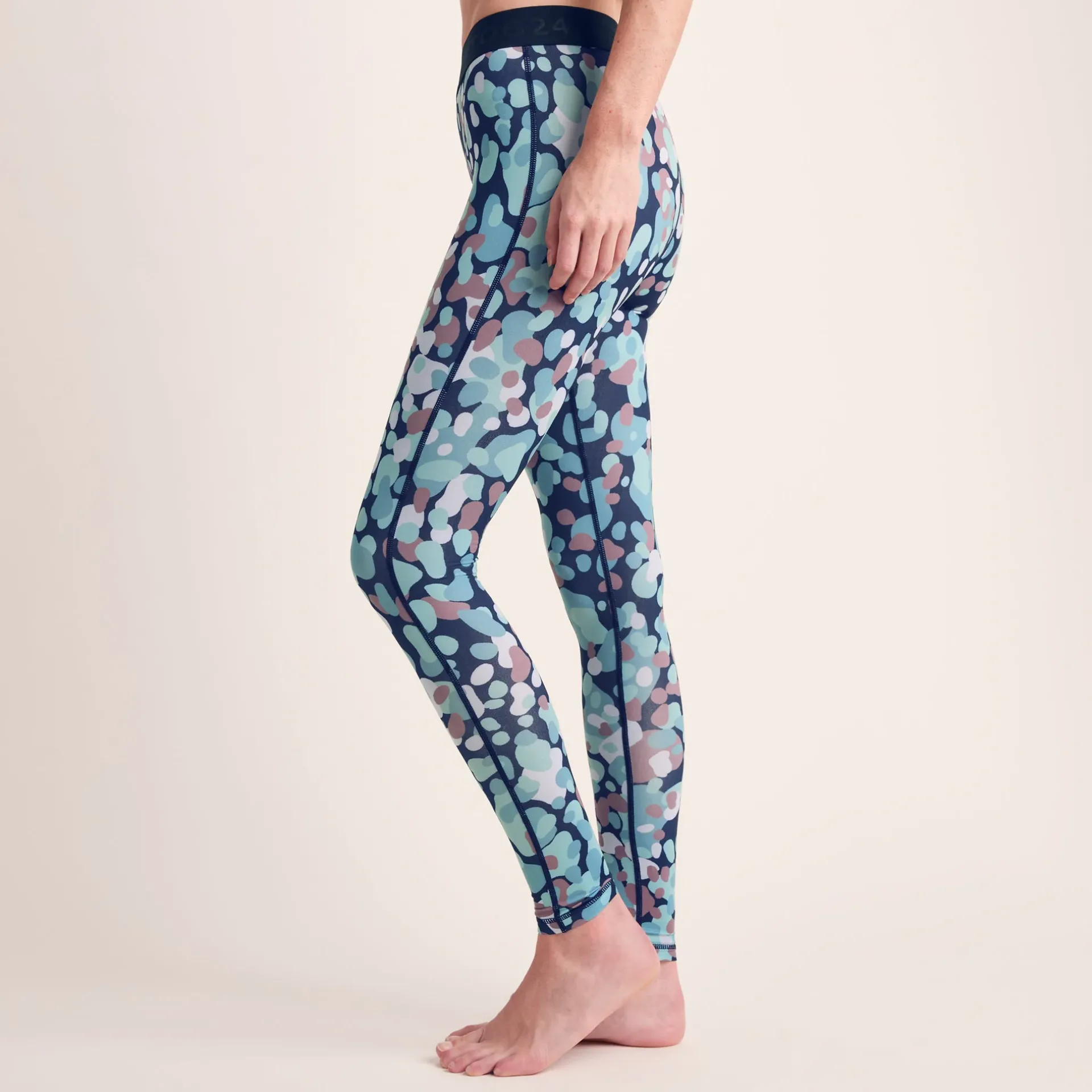 snowdon-womens-thermal-base-la-VsgnsdxZ-4.webp Best TOG24 Snowdon Womens Thermal Base Layer Legging Scatter Print