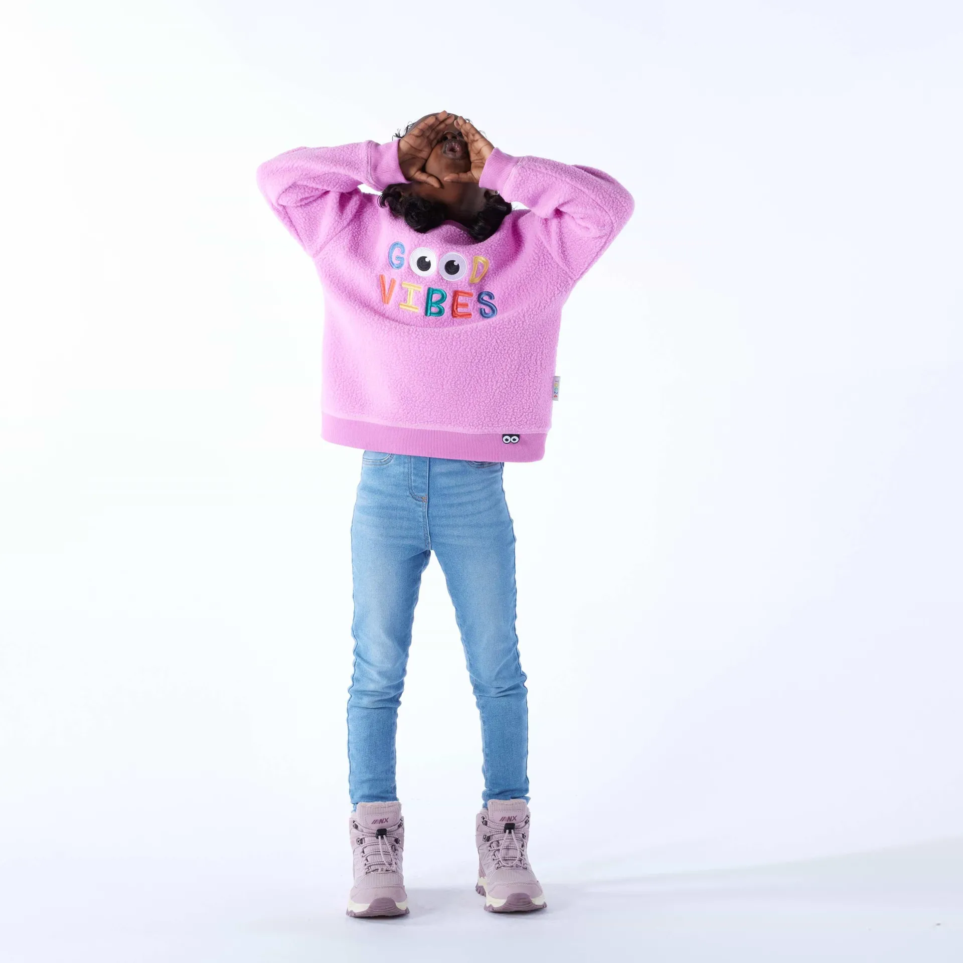 swaledale-kids-shaun-the-sheep-lEeAmGHO-2.webp New TOG24 Swaledale Kids Shaun The Sheep Sherpa Sweat Piglet Pink